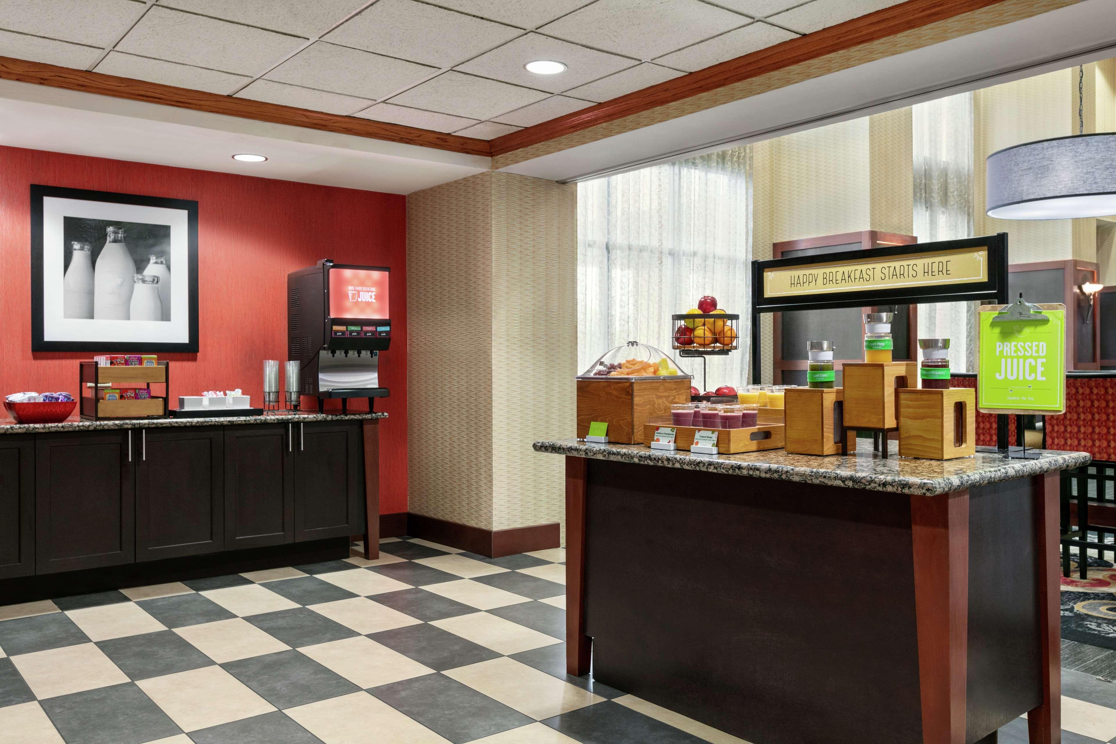 Hampton Inn & Suites Lawton Eksteriør billede