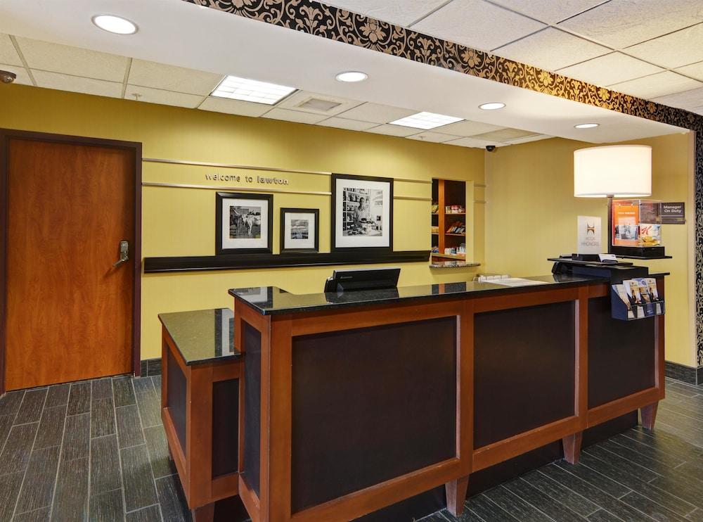 Hampton Inn & Suites Lawton Eksteriør billede