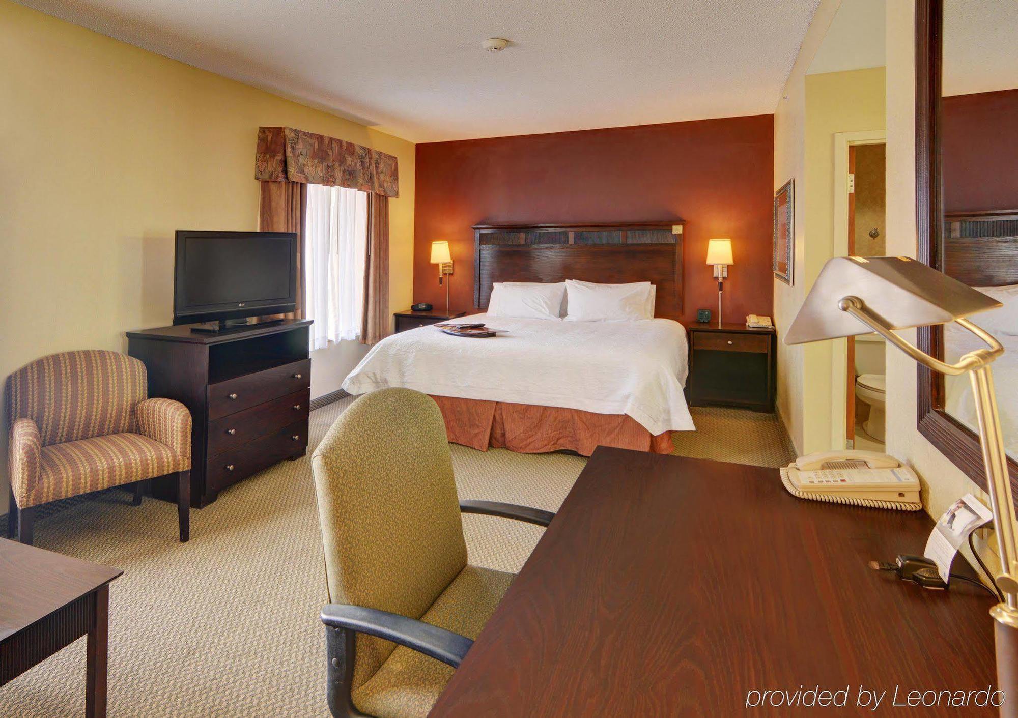 Hampton Inn & Suites Lawton Eksteriør billede
