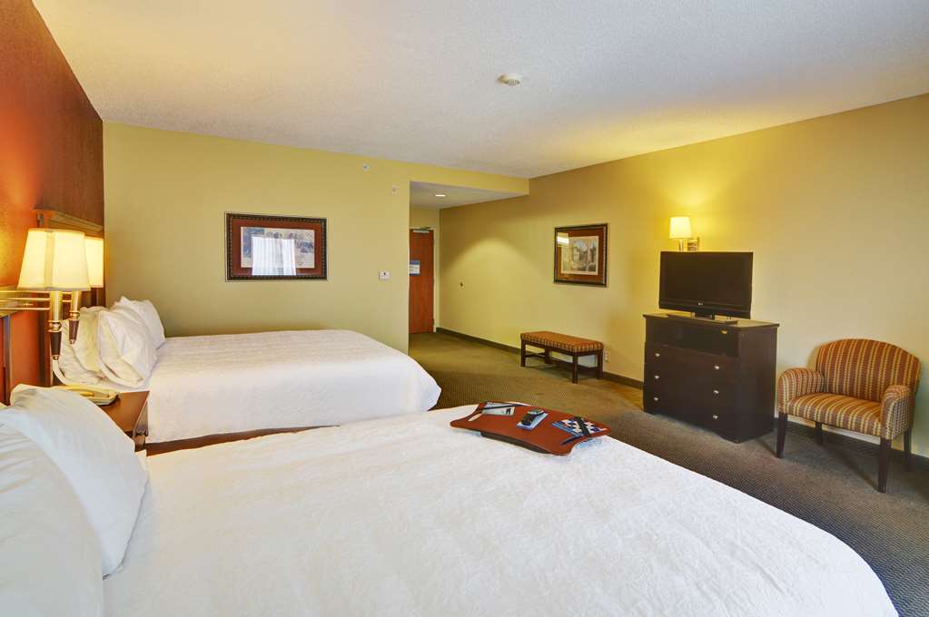 Hampton Inn & Suites Lawton Værelse billede