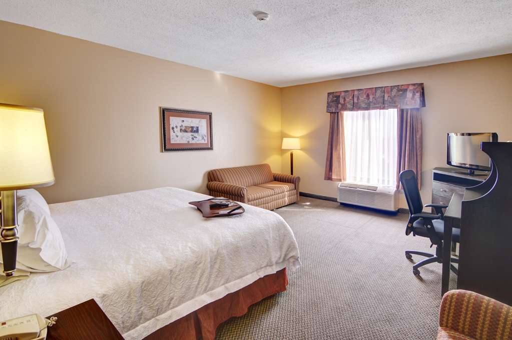 Hampton Inn & Suites Lawton Værelse billede